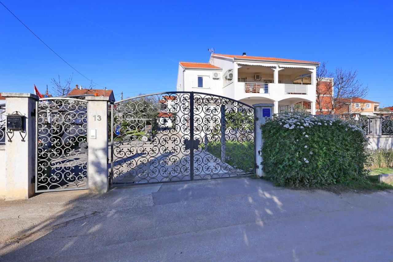 Hacienda Mia With Pool,Bbq, Yacuzzi,Free Parking Zara Esterno foto