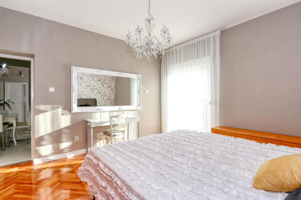 Hacienda Mia With Pool,Bbq, Yacuzzi,Free Parking Zara Esterno foto