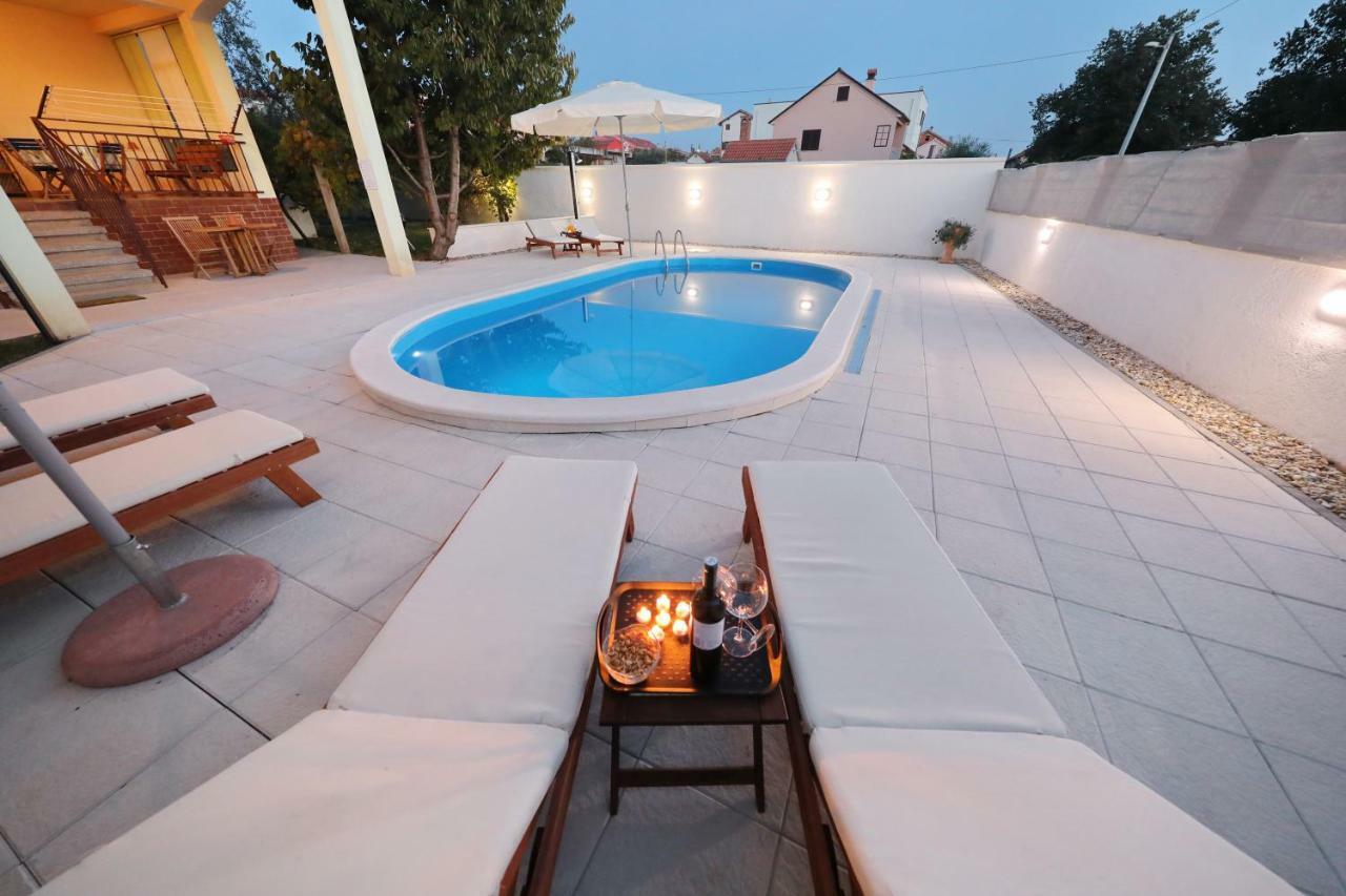 Hacienda Mia With Pool,Bbq, Yacuzzi,Free Parking Zara Esterno foto