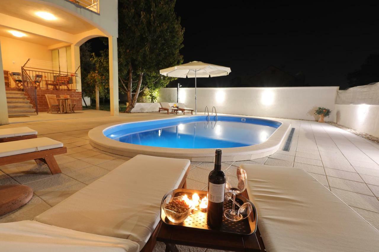 Hacienda Mia With Pool,Bbq, Yacuzzi,Free Parking Zara Esterno foto